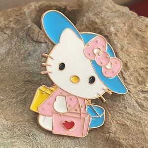 5/$10❤️❤️❤️NEW Hello Kitty Pin with Blue Hat and Pink Bow
